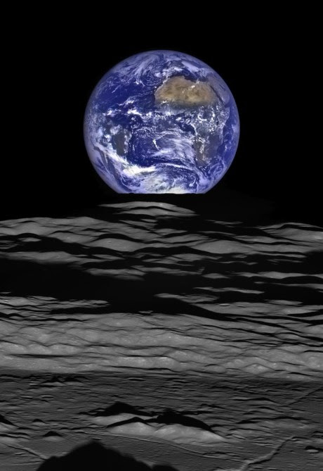 Công bố loạt ảnh cực đẹp của Trái Đất từ khoảng cách 384.000 km
