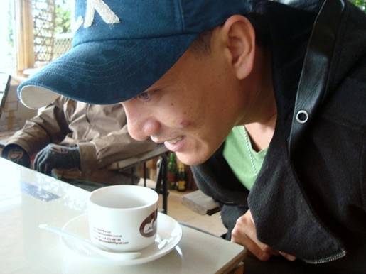 Cận cảnh sản xuất, pha chế cà phê giá nghìn đô ở   Đà Lạt